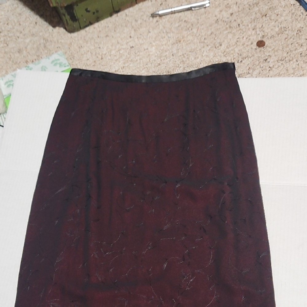 Elegant Burgundy Skirt